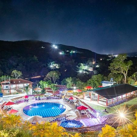 Hotel Verde Menta San Gil Εξωτερικό φωτογραφία